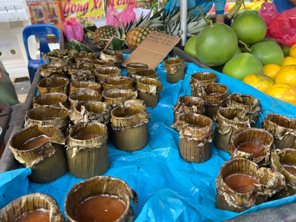 The sweetness and stickiness of the delicacy have special purposes. — Picture by Opalyn Mok