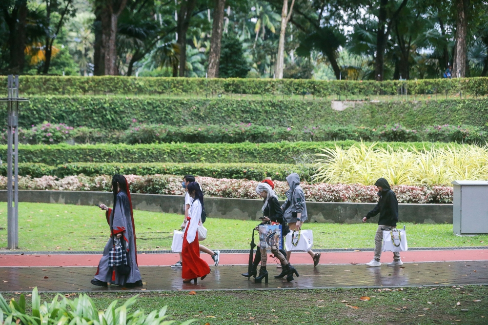 File photo of cosplayers gathering ahead of the Suzuki Konomi and Myth & Roid event at Kuala Lumpur Convention Centre December 22, 2024. — Picture by Sayuti Zainudin