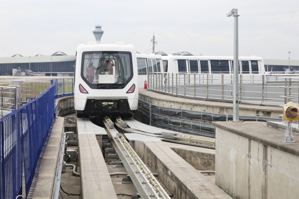 New KLIA Aerotrain doing a test run during the media briefing in KLIA. Jan 24, 2025. — Picture by Choo Choy May.