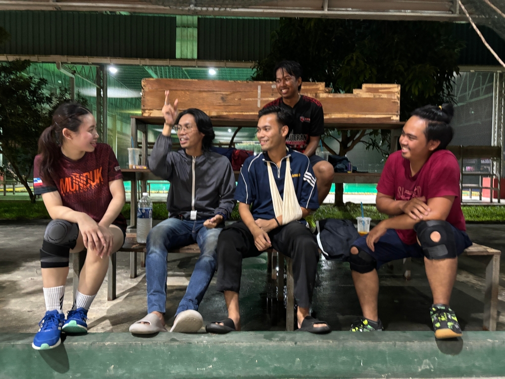 Sabah Malay is different from the standard Bahasa Melayu spoken in the peninsula but ties the locals together despite their diverse tribes and ethnicities. — Picture by Julia Chan