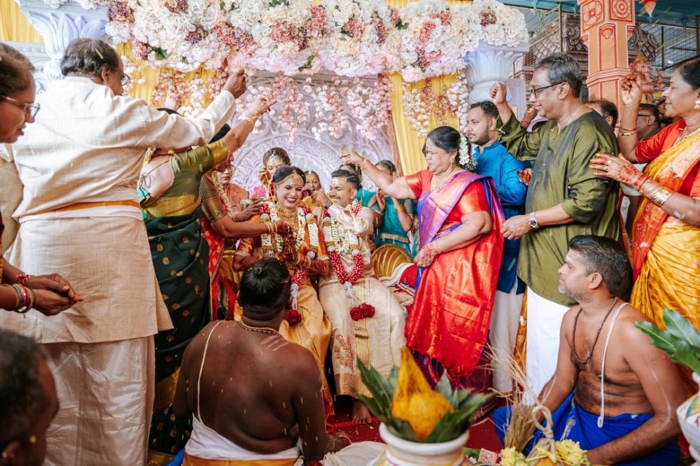 A Tamil couple tying the knot during the Thai month at the Arulmigu Thandayuthabani Temple in Sitiawan, Perak in this file picture dated February 11, 2024. — Picture by Raymond Manuel