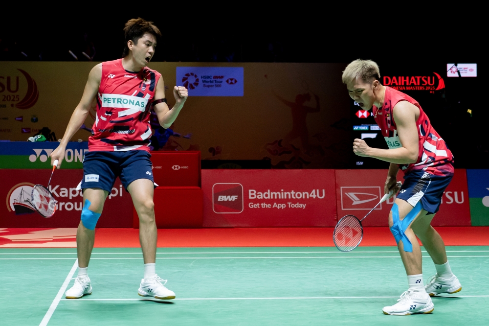 Based on the latest Badminton World Federation world ranking list, Man Wei Chong-Tee Kai Wun moved up one place from 13th spot to 12th with 65,490 points. — Bernama pic 