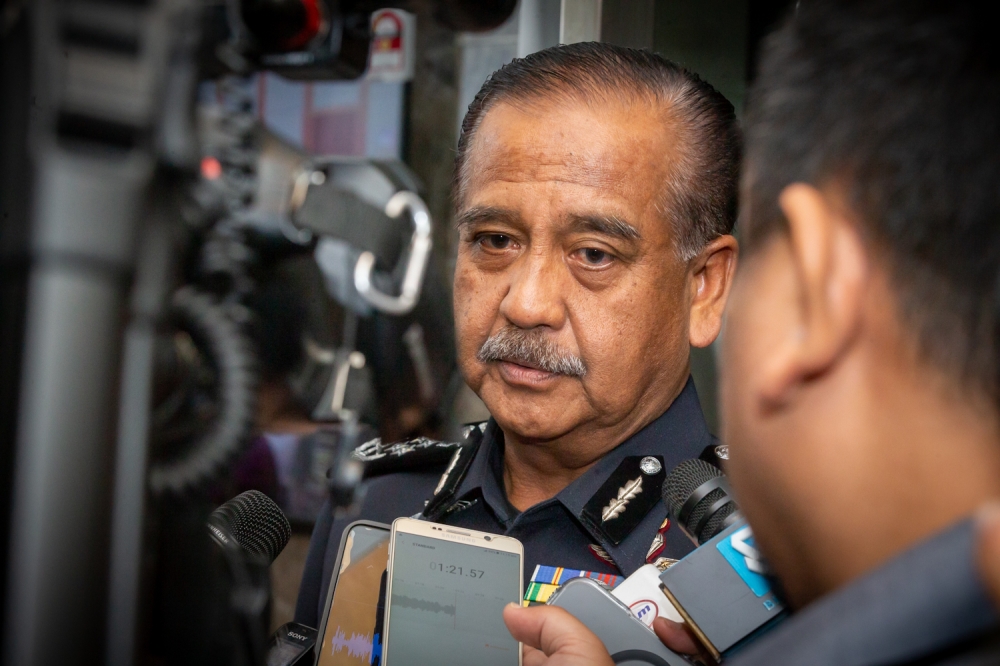 Inspector-General of Police Tan Sri Razarudin Husain said the 31-year-old suspect’s remand was extended until Friday, as his initial remand period ended today. — Picture by Raymond Manuel