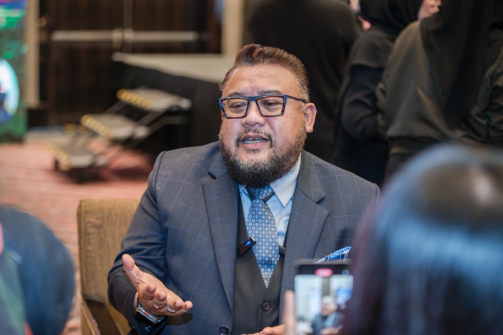 The controversy arose from a social media post alleging that a RM4 million DBKL publishing project was awarded to a company linked to Datuk Afdlin Shauki’s associate without undergoing the proper tender process. — Picture by Raymond Manuel