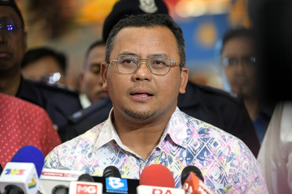 Amirudin said the initiative would kick off with training for teachers and an evaluation of suitable modules to ensure the success of this Quran-centric knowledge empowerment agenda. — Bernama pic