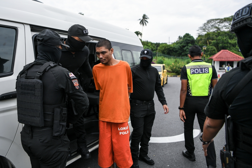 The Sessions Court today sentenced an unemployed man to 12 years in prison after he pleaded guilty to three counts of mischief by fire, involving five motorcycles between December last year and early January this year. — Bernama pic