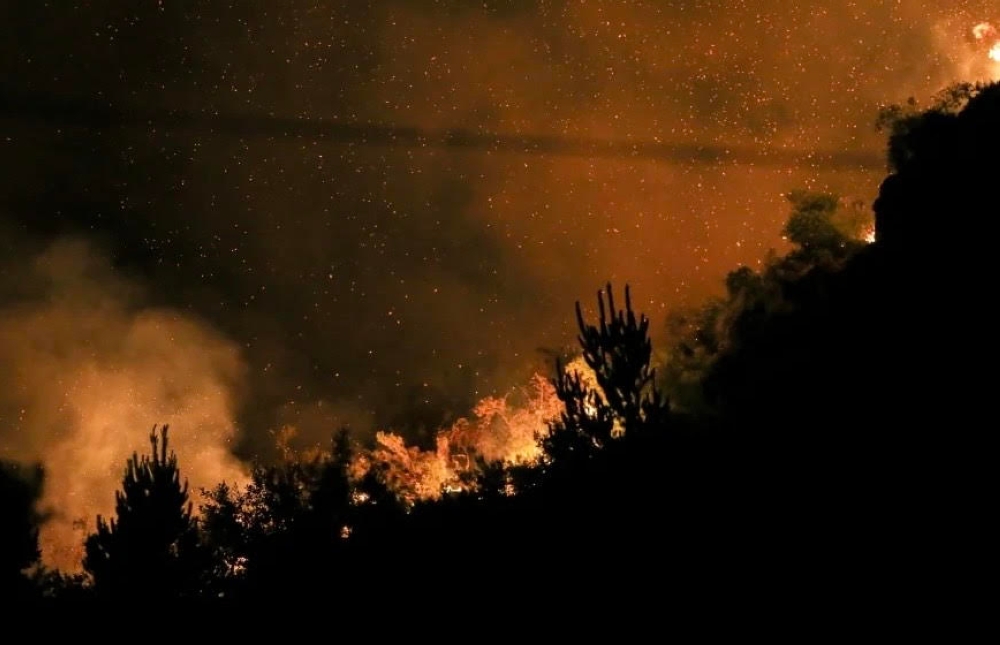 The fire initially broke out Thursday in the Cajon del Azul hiking area in Amprale, some 20 kilometers (13 miles) north of El Bolson and then spread rapidly fanned by wind and high summer temperatures. — File pic via AFP