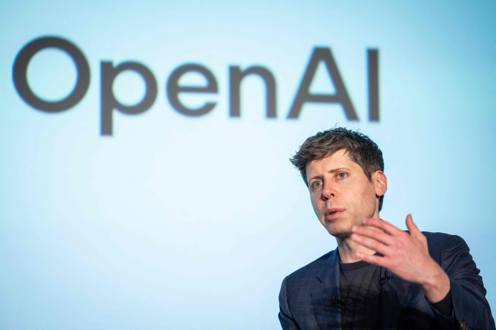 OpenAI chief Sam Altman the company has no plans to sue Chinese startup DeepSeek. — Pic by AFP
