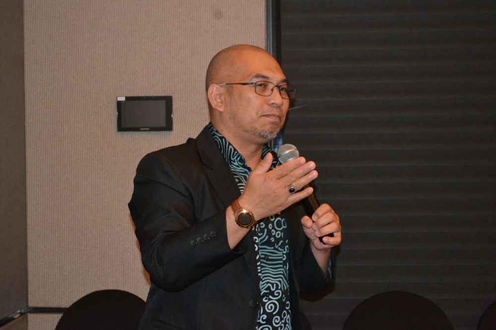 When contacted by Bernama, Mohd Effendy expressed his regret over the decision and urged MTUC to retract the statement to avoid legal action. — Picture via Facebook