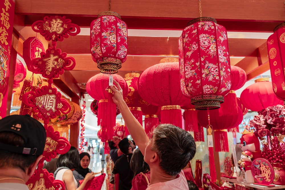 Pai Ti Kong is celebrated on the ninth day of Chinese New Year by the Hokkien community. — Picture by  Raymond Manuel
