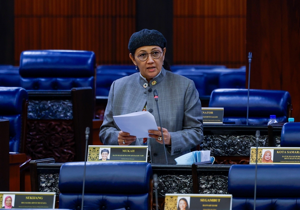 Deputy Economy Minister Datuk Hanifah Hajar Taib said the medium and long-term strategies to address the cost of living focus on various aspects, including introducing the progressive wage policy to increase workers’ income in line with productivity growth. — Bernama pic