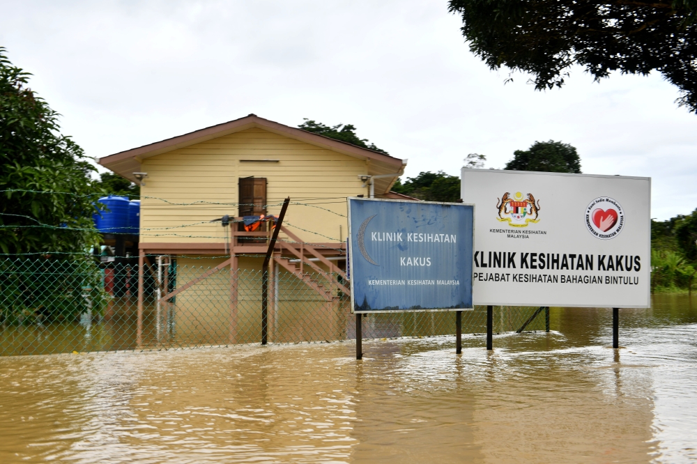 The area around Kakus Clinic in Tatau, Bintulu has been inundated with water since February 2, 2025. — Bernama pic