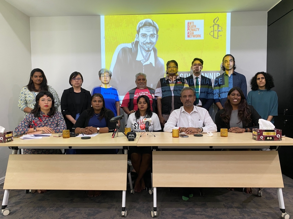 Amnesty International Malaysia and Adpan hosts a press cofnerence calling for a stop to Pannir Selvam's execution in Singapore. — Picture courtesy of Amnesty International Malaysia