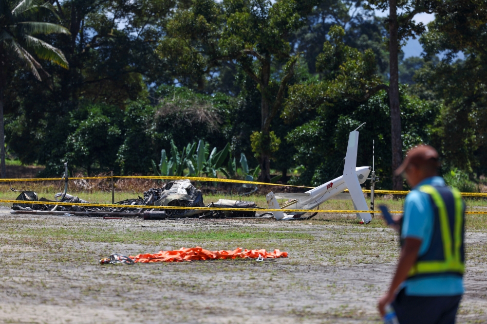 In a statement on its TNB Careline Facebook page today, the company confirmed receiving a report of a helicopter crash that occurred while landing for refuelling near the TNB project site in Bentong, Pahang. — Bernama pic 