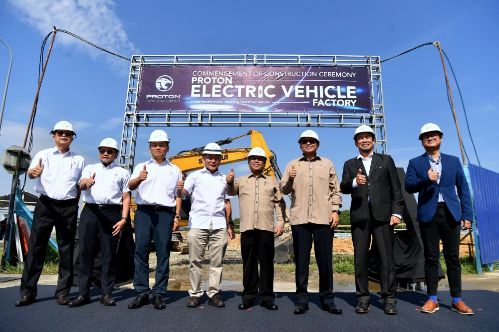 Perak Menteri Besar Datuk Seri Saarani Mohamad Saarani officiates the groundbreaking of Proton’s EV Plant in Tanjung Malim, February 7, 2025. — Bernama pic 