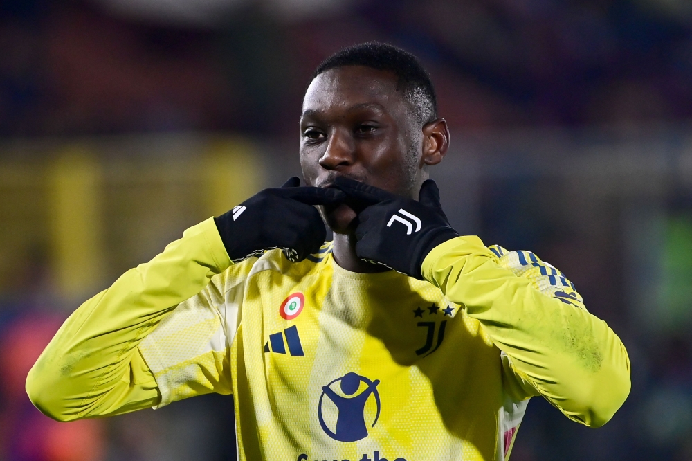 Juventus’ Randal Kolo Muani celebrates scoring his team’s second goal on a penalty kick against Como — Pic by AFP