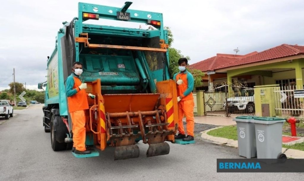SWCorp will appoint a company to review the waste management and public cleansing system in Penang. — Bernama file pic