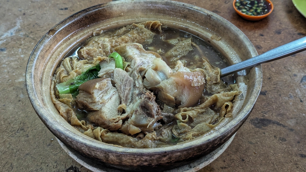 Telok Pulai’s ‘bak kut teh’ is mother’s milk to me. I grew up on it – from inside the womb! — Picture by Ethan Lau