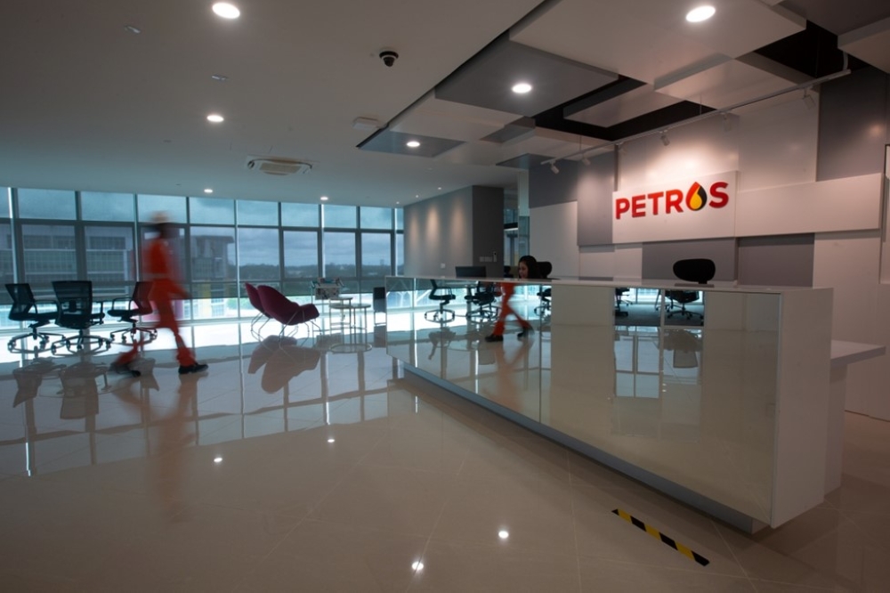 Abang Johari said Petros will work together with Petronas. — The Borneo Post pic
