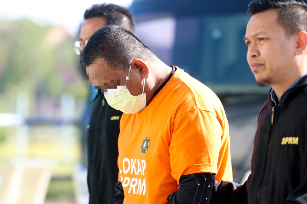 A fire station chief in Perlis has been remanded for six days from today to assist in the investigation into a case of submitting false claims regarding the attendance of auxiliary personnel at the station. — Bernama pic