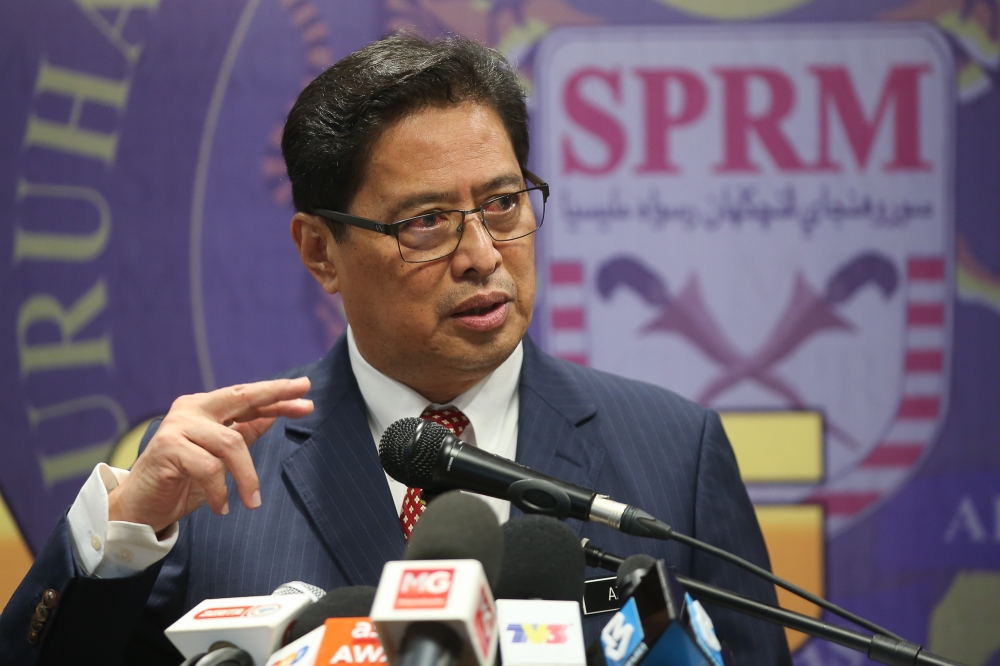 Malaysian Anti-Corruption Commission Chief Commissioner Tan Sri Azam Baki speaks during a press conference at the MACC headquarters in Putrajaya January 21, 2025. — Picture by Yusof Mat Isa