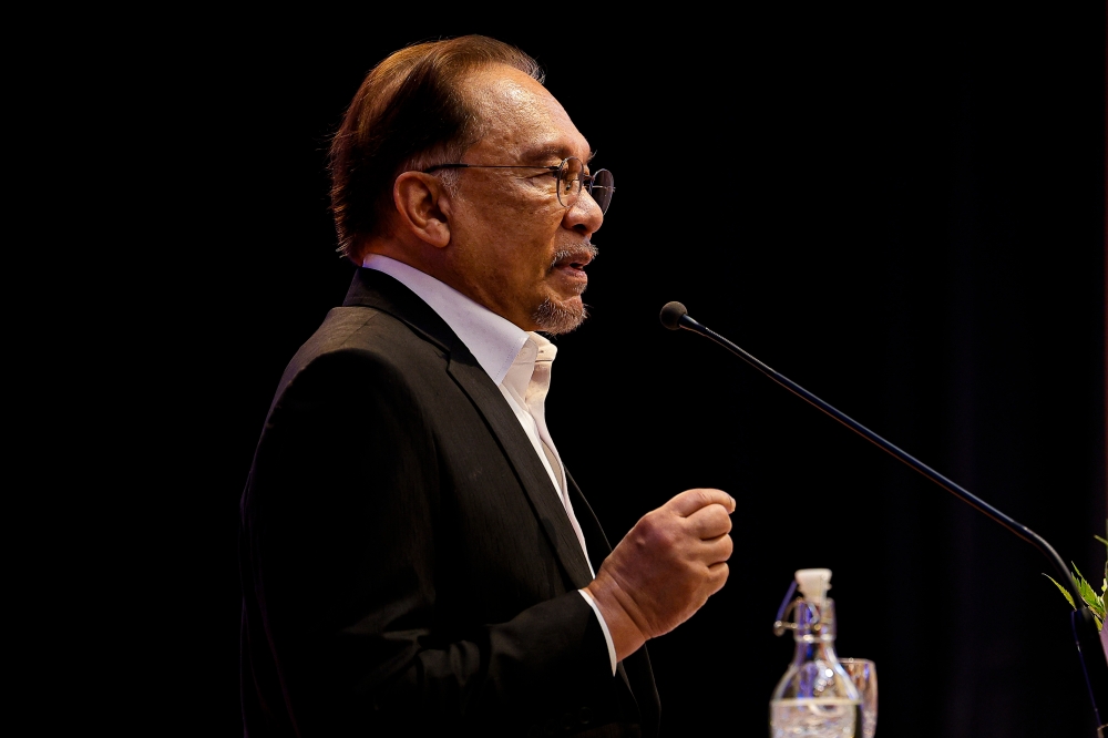 Prime Minister Datuk Seri Anwar Ibrahim addresses the Ministry of Finance’s Monthly Assembly in Putrajaya February 12, 2025. — Bernama pic