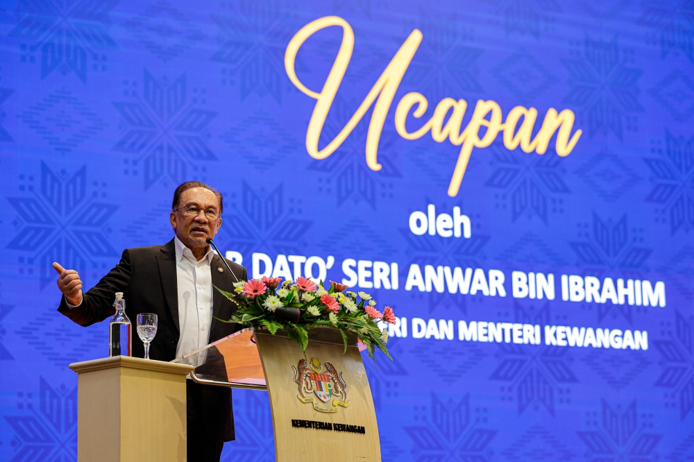Prime Minister Datuk Seri Anwar Ibrahim addresses the Ministry of Finance’s Monthly Assembly in Putrajaya February 12, 2025. — Bernama pic