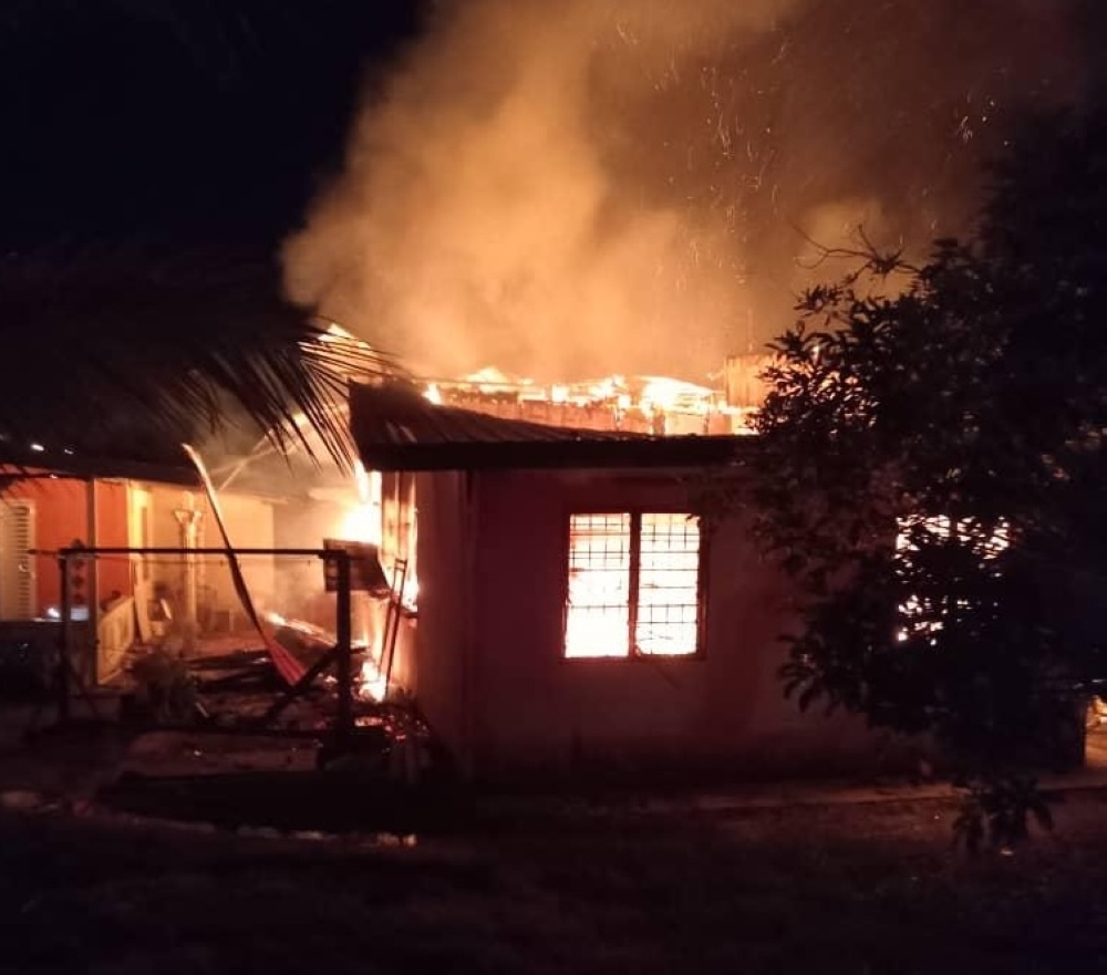 One adult male is the sole survivor of the house fire that claimed five lives early this morning. — Picture courtesy of Jabatan Bomba Dan Penyelamat Malaysia Negeri Melaka