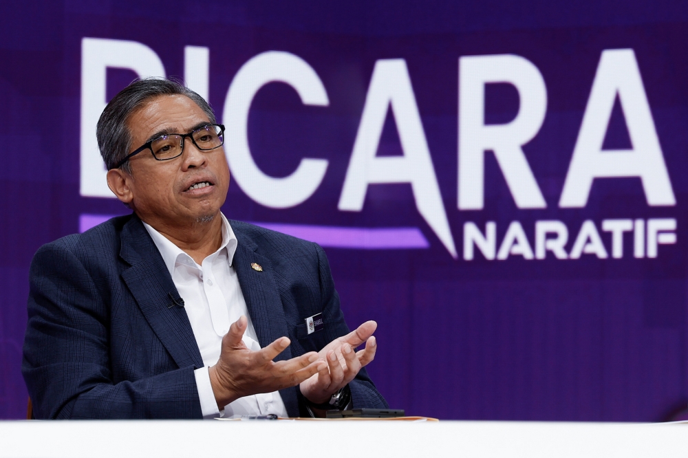 Chief Secretary to the Government Tan Sri Shamsul Azri Abu Bakar answers a question posed by a panellist during his appearance on the ‘Bicara Naratif’ programme at Wisma Berita RTM in Kuala Lumpur February 16, 2025. — Bernama pic