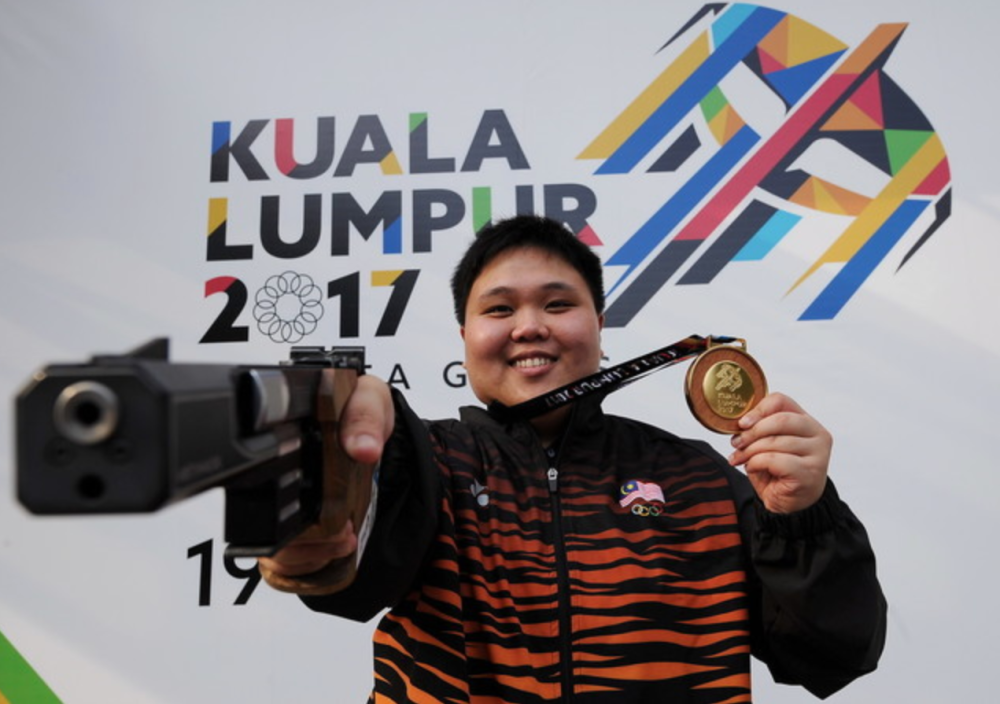 File photo of Alia Sazana Azahari with her gold medal from the Women’s 25m Pistol at the KL SEA Games 2017 in Subang August 22, 2017. — Bernama pic