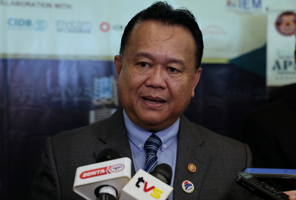 Datuk Seri Alexander Nanta Linggi gave an assurance that a thorough study of the MLFF system is essential before reaching a final decision. — Bernama pic