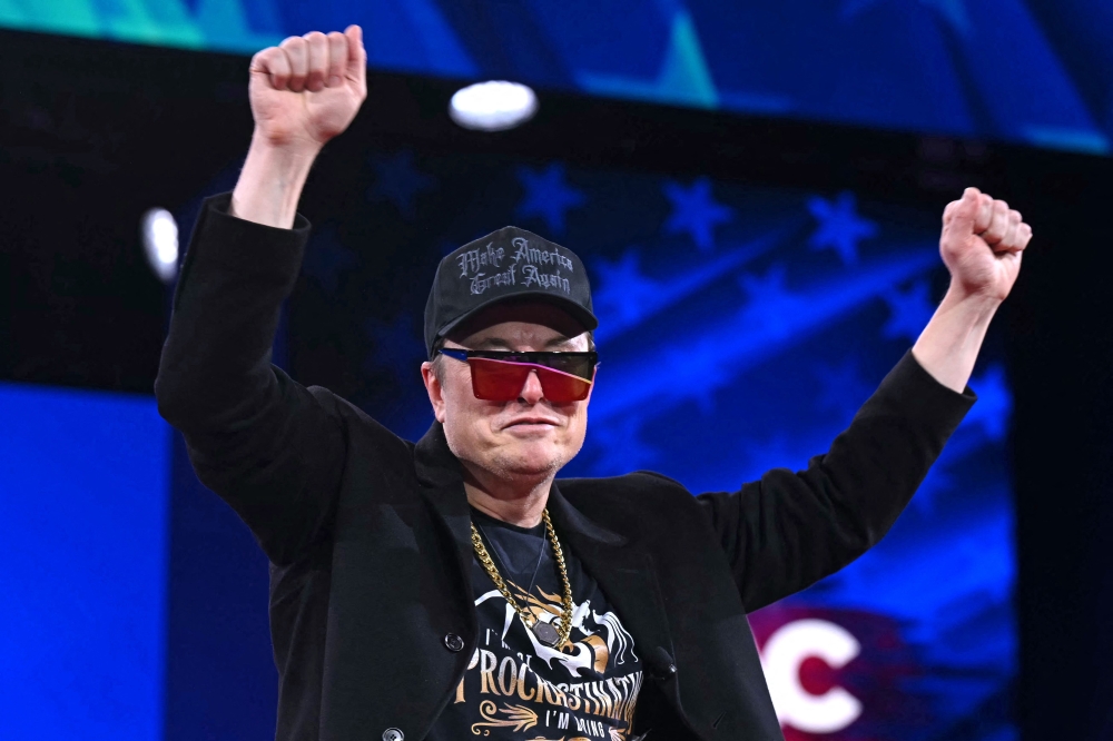 Musk claimed the Community Notes was increasingly being gamed by governments and legacy media. — Pic by AFP 