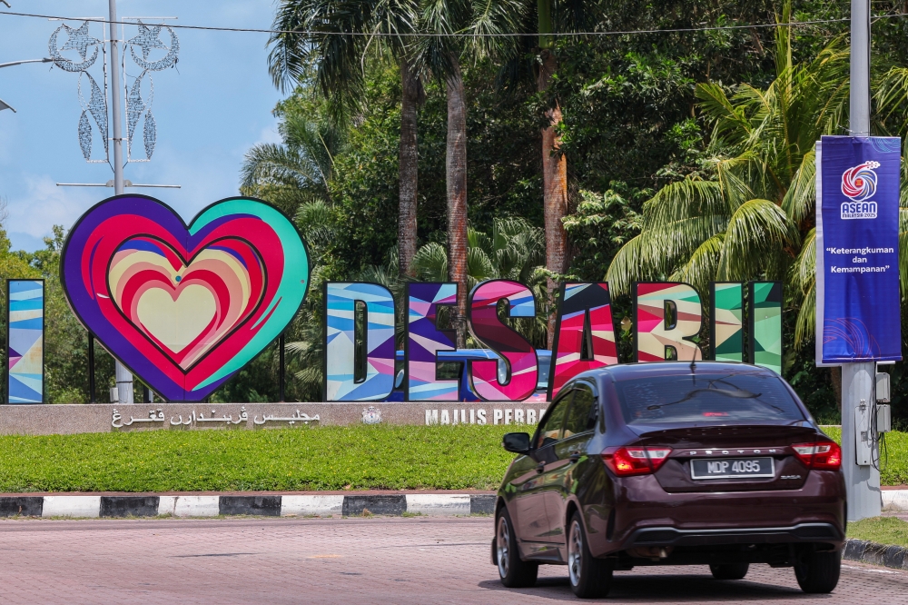 Desaru, located near Bandar Penawar, became the focus of the Asean community after being selected as the location for the 31st Asean Economic Ministers (AEM) Residence, scheduled to take place on February 28. — Bernama pic