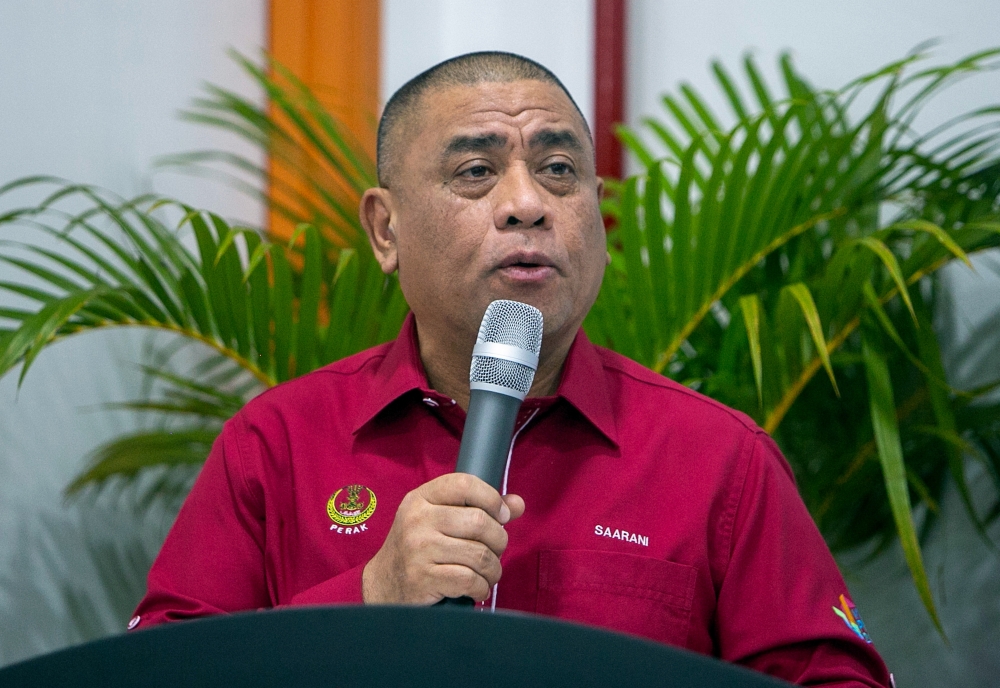 Perak Umno chairman Datuk Seri Saarani Mohamad said the notice was sent by Perak Umno secretary Datuk Aminuddin Md Hanafiah to the Speaker today. — Bernama pic 