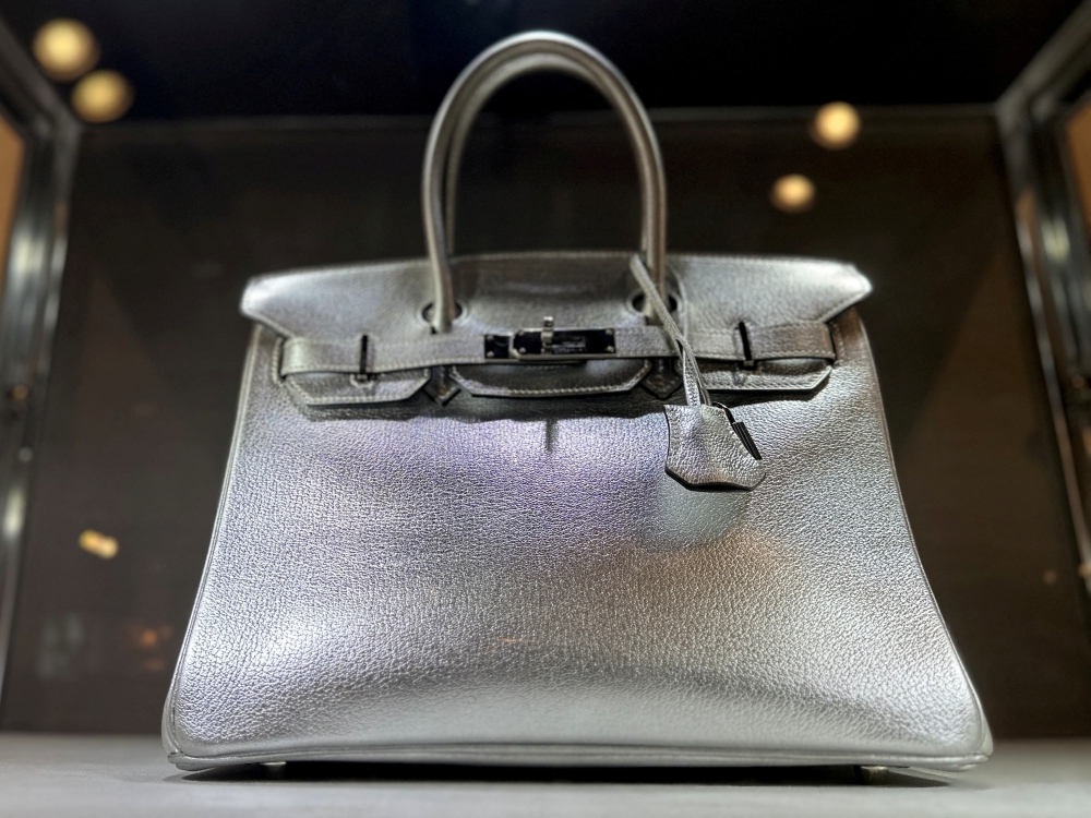 A Hermes Silver Metallic Chevre Birkin 30 bag is seen during an auction at Sotheby's in New York City. — Reuters pic