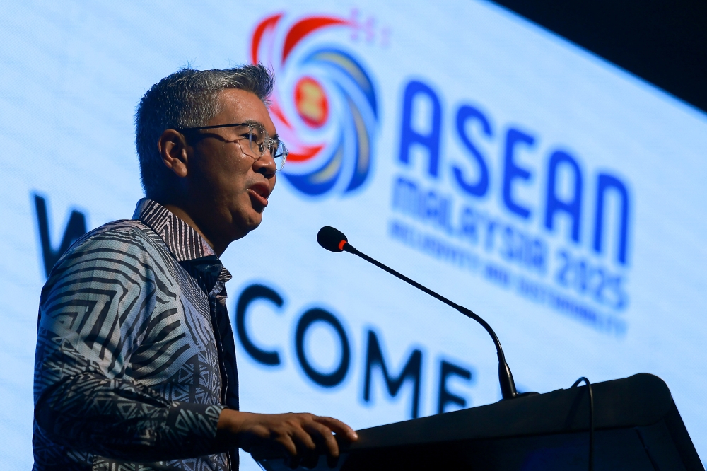 Minister of Investment, Trade and Industry Tengku Datuk Seri Zafrul Abdul Aziz said Asean member states must chart Asean’s economic trajectory and carefully navigate their way in the changing world order, against major operational challenges. — Bernama pic