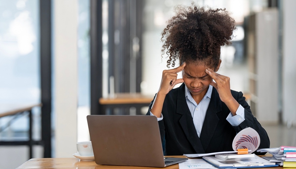 Eye strain manifests itself in various symptoms: dry and irritated eyes, blurred vision, headaches, sometimes accompanied by back pain. — nathaphat/Getty Images/ETX Studio pic