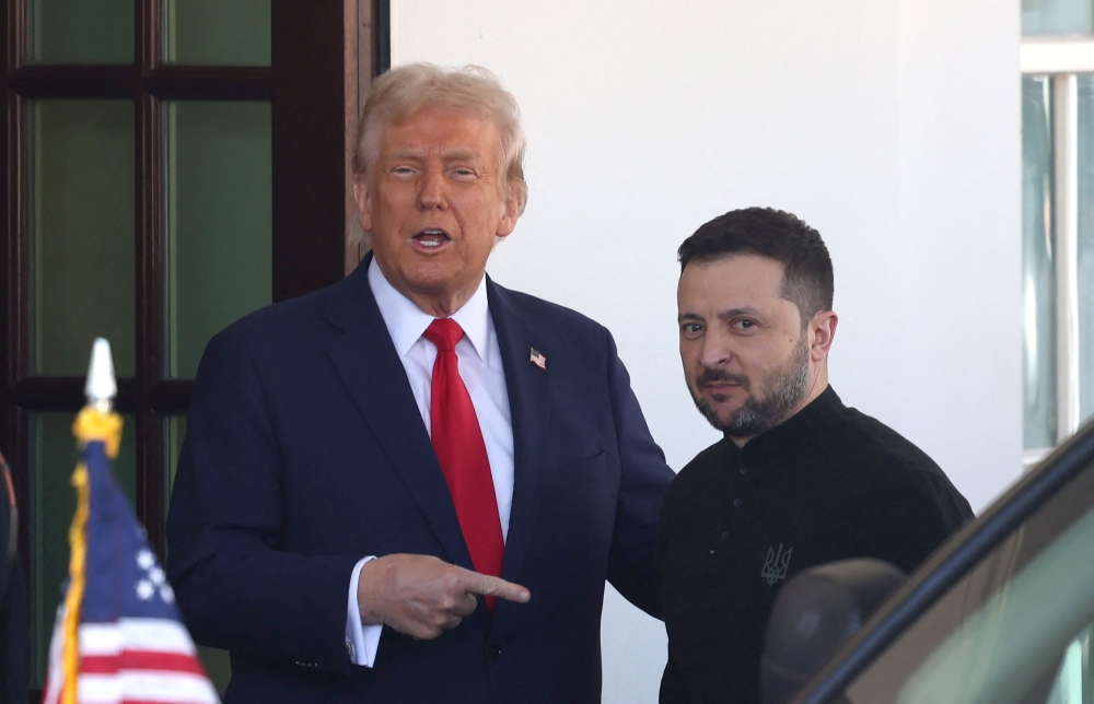 Ukrainians were dumbfounded by yesterday’s confrontation between Volodymyr Zelensky and his Donald Trump at the White House.  – Pic by AFP