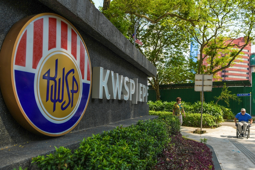 The Employees Provident Fund has announced a dividend rate of 6.3 per cent for 2024. — Bernama pic