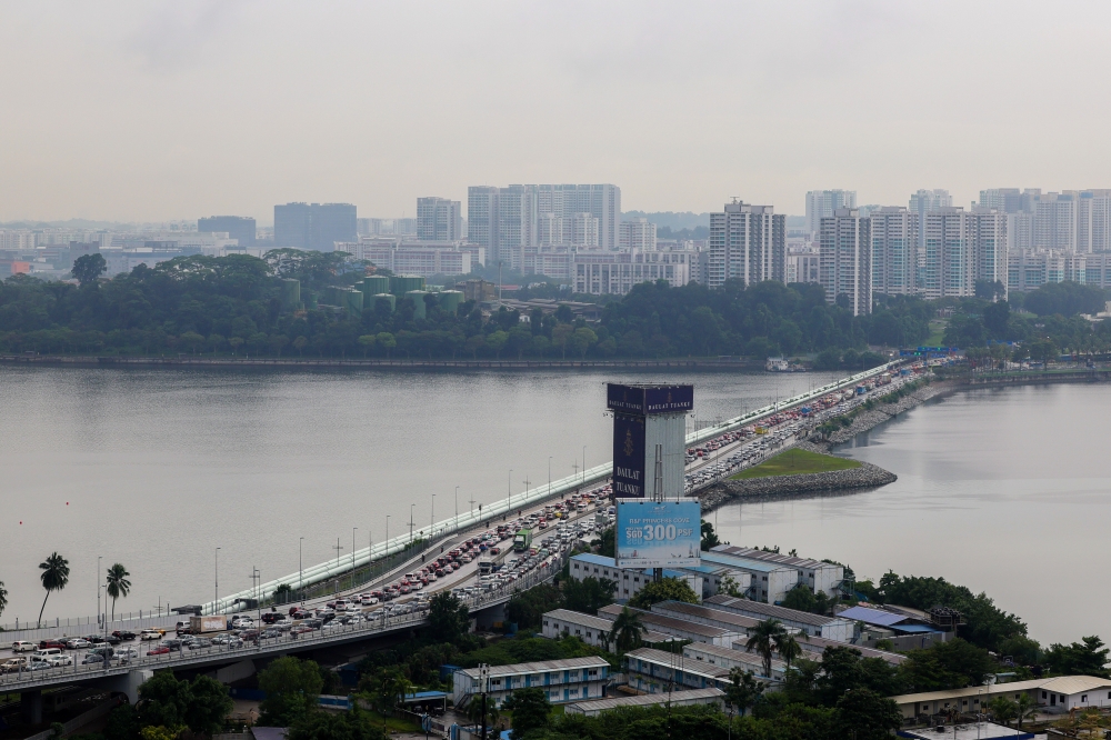 Fadillah: QR code system for immigration clearance at Johor checkpoints to include car users this year Fadillah: QR code system for immigration clearance at Johor checkpoints to include car users this year