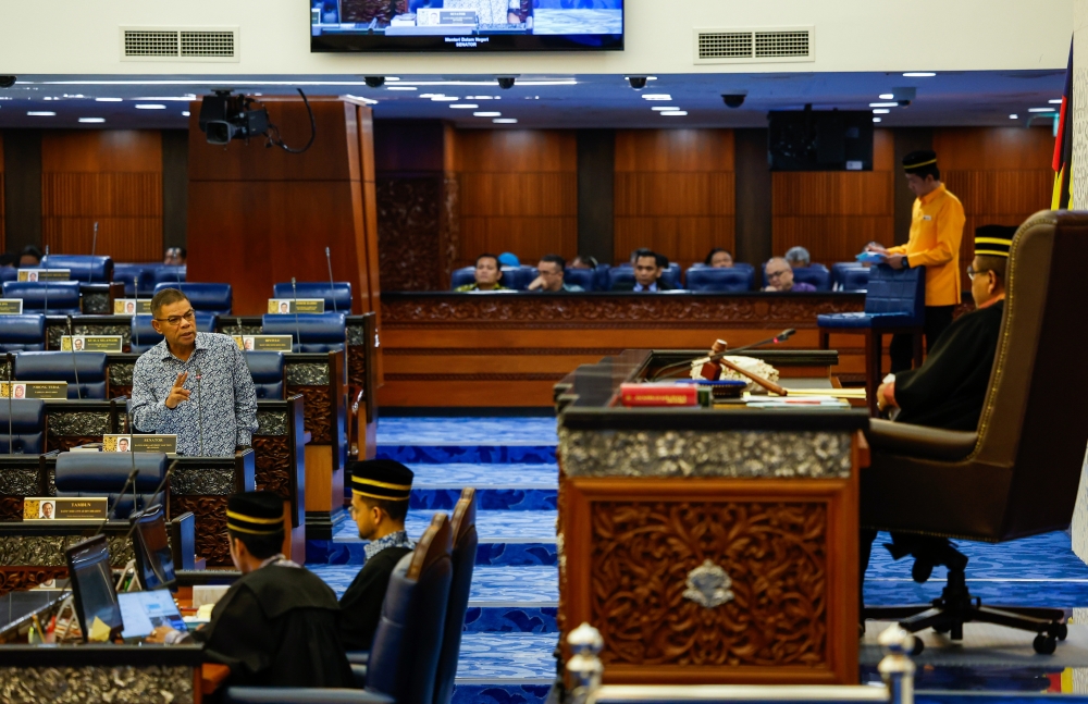 Home Minister Datuk Seri Saifuddin Nasution Ismail said it is a single window method to facilitate the entry of this group with the issuance of passes being done electronically. — Bernama pic 