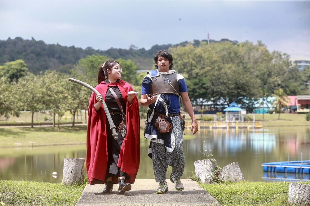 Fluo (left) stated how the Maelstrom event helped get her foot in the door of LARP in general. — Picture by Sayuti Zainudin