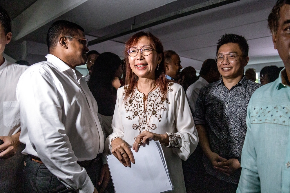 Seputeh MP Teresa Kok said she is willing to cooperate with the Malaysian Anti-Corruption Commission. — Picture by Firdaus Latif