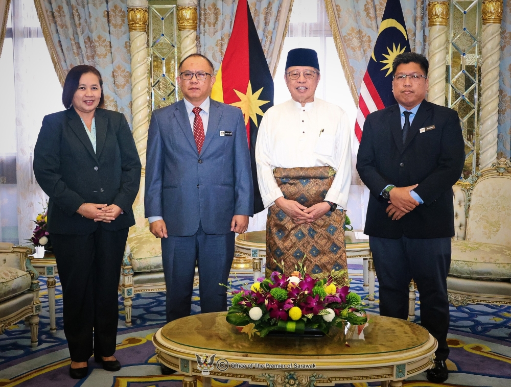 (From left) Katherine, Hasbilah, Abang Johari and Wan Ahmad in a group photo. – Picture from the Sarawak Premier’s Office