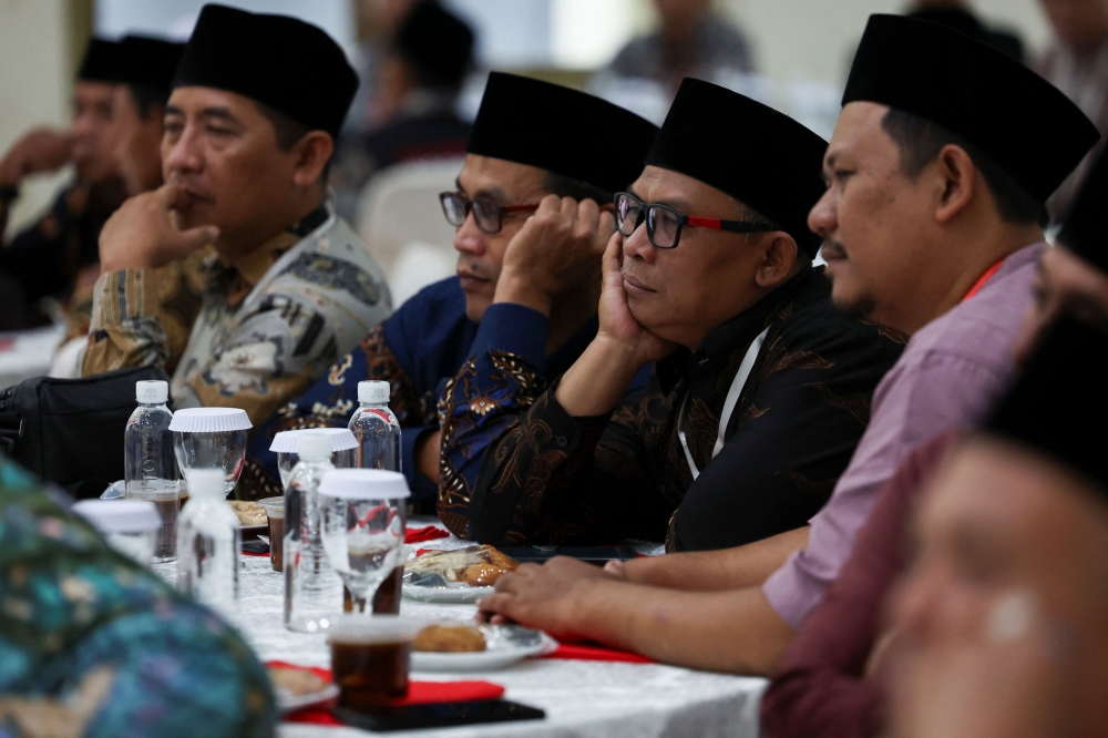 Muslim clerics attend a sermon, led by Indonesia's central bank official, on the importance of managing inflation, at Islamic Center in Majalengka, West Java province, Indonesia March 6, 2025. — Reuters pic