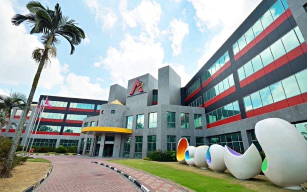 In a statement, MCMC said the decision took into account the arguments presented in the appeal, remedial actions taken by the licence holder, and a formal apology from the parties involved. 