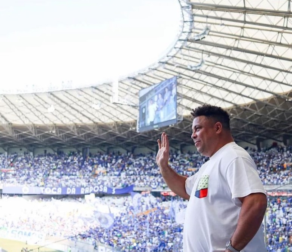 Brazilian football legend Ronaldo announced yesterday that he is dropping his bid to lead the country's football governing body due to a lack of support from regional federations. — Picture via Instagram