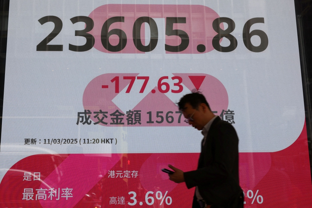 Hong Kong’s Hang Seng Index similarly gained 1 per cent, but was headed for a 2.3 per cent weekly decline. China’s blue-chip index advanced 1.4 per cent and was set to rise 0.6 per cent for the week. — Reuters pic 