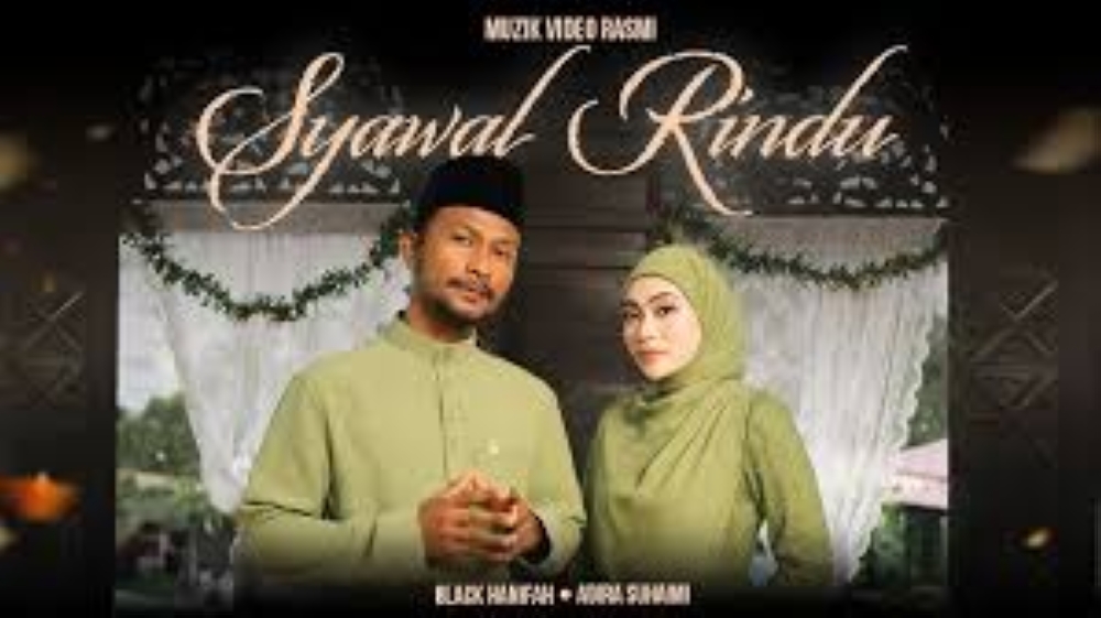 Composed by Rudy Nastia, Aiman Zaidi, Aizad Khan and Kelana, the song reflects the longing for family as well as memories of Hari Raya Aidilfitri celebrations. — YouTube screenshot