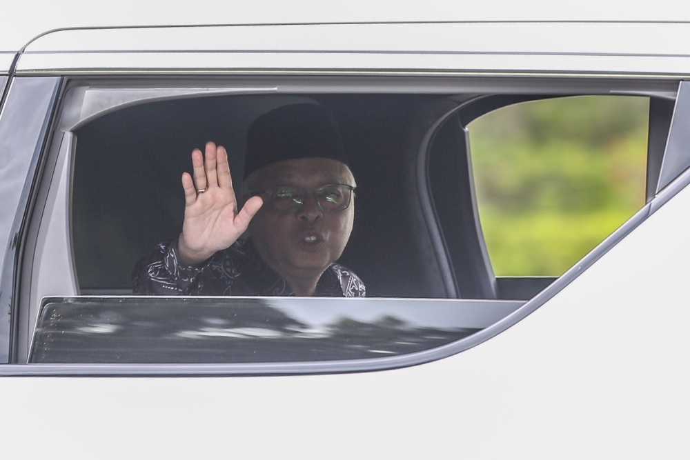 Former prime minister Datuk Seri Ismail Sabri Yaakob has once again postponed his session with the Malaysian Anti-Corruption Commission (MACC), which was originally scheduled for today. — Picture by Yusof Mat Isa